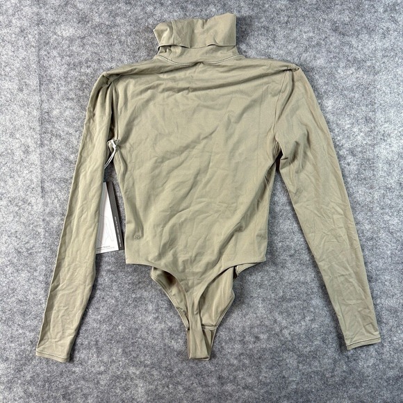 Lululemon Ultra Soft Nulu Turtleneck Bodysuit RVSN River Stone Grey Tan Size XS - Picture 6 of 10